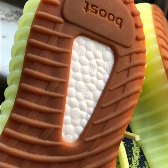 Too small - Picture 7 of 8